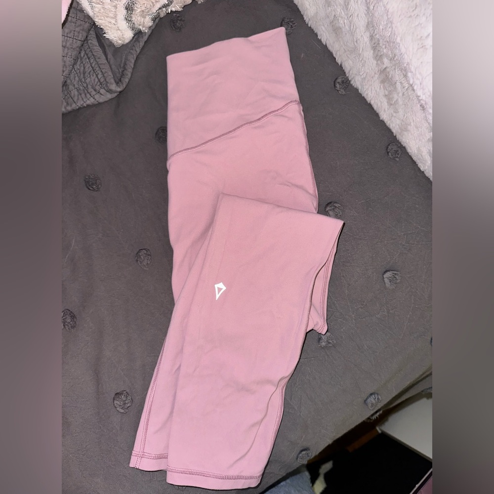 Pink Ivivva leggings